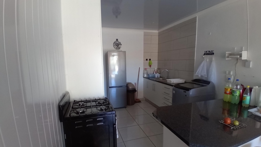 5 Bedroom Property for Sale in Bluewater Bay Western Cape